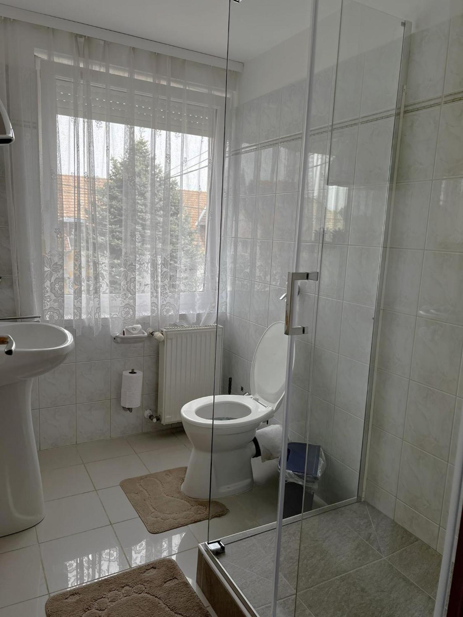 Apartment Revesz ハルカーニャ エクステリア 写真