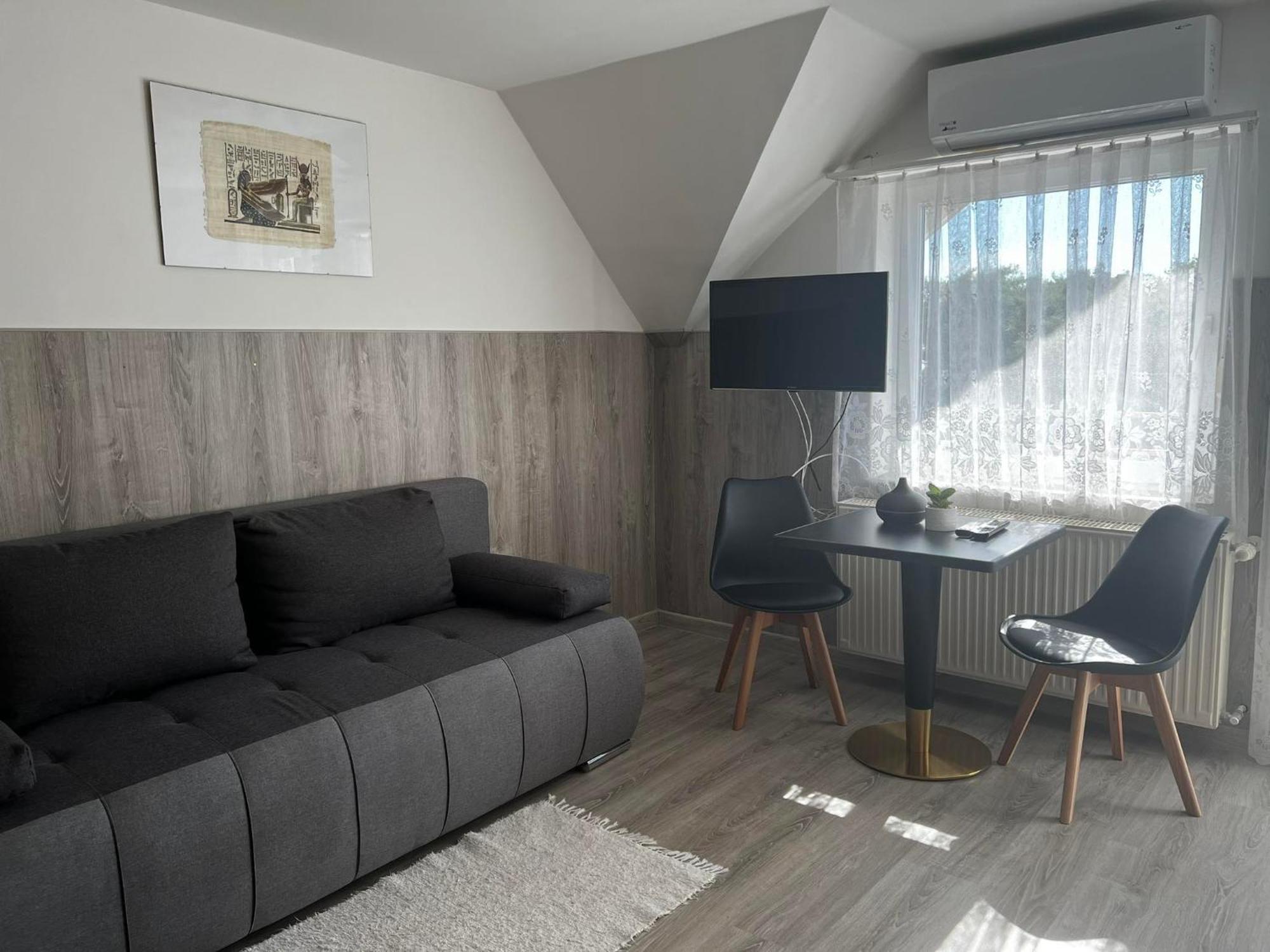 Apartment Revesz ハルカーニャ エクステリア 写真