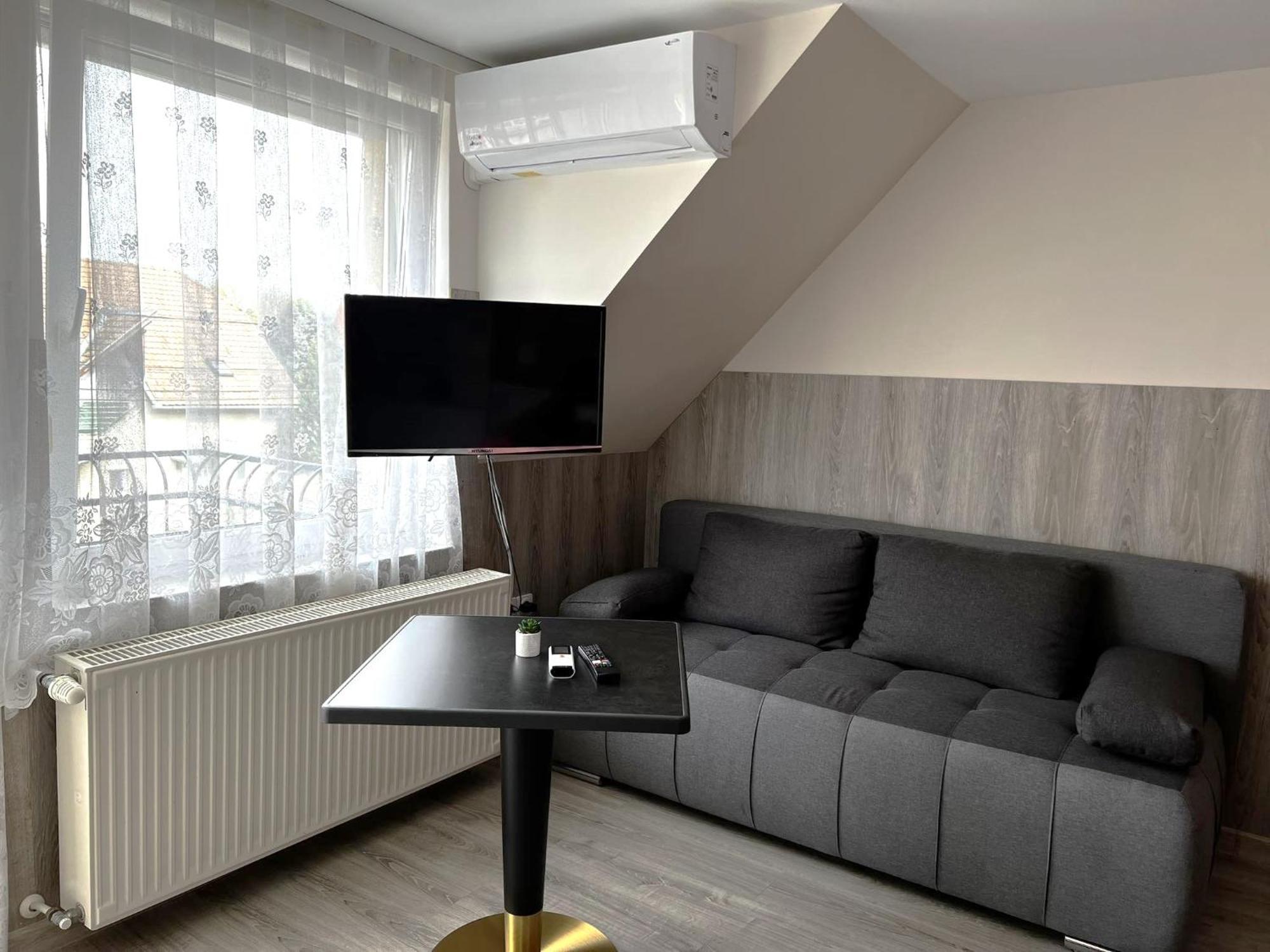 Apartment Revesz ハルカーニャ エクステリア 写真